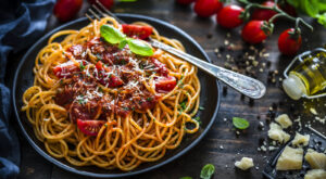 15 Ingredients That Will Seriously Upgrade Your Spaghetti Sauce – The Daily Meal