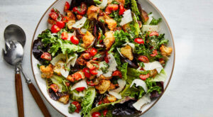 Green Salad With Tomato-Basil Vinaigrette Recipe