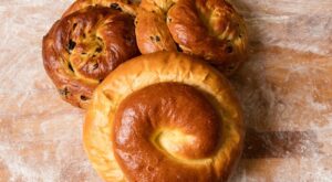 Where to Find Challah, Honey Cake & Other Baked Goods for Rosh Hashanah