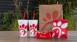 We Ranked 15 Chick-Fil-A Chicken Items From Worst To Best – Tasting Table