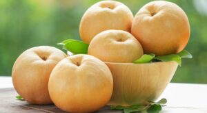 The Reason Asian Pears Don’t Work Well In Baking Recipes