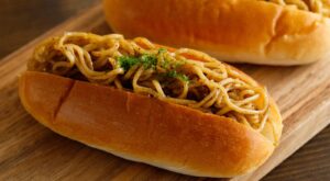 Yakisoba Pan Is The Japanese Noodle Sandwich You Need To Try – Tasting Table