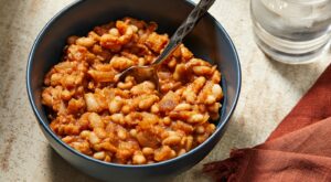 Date-Sweetened Baked Beans