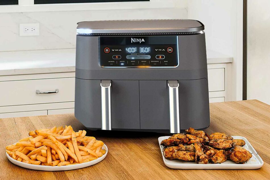 This On-Sale Ninja Air Fryer Has a Genius Feature That Takes the ‘Stress Out of Cooking’