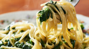 The Trick For Adding Spinach To Pasta Without It Turning To Mush – Tasting Table