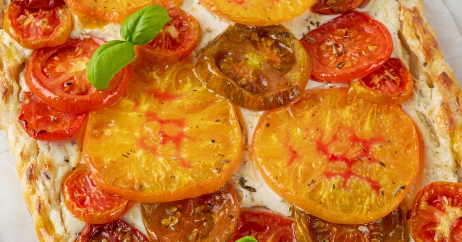 21 Tomato Recipes To Use Up All Of Your Leftover Summer Produce