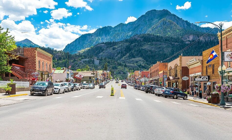 These Small Towns in the Rockies Come Alive in Fall