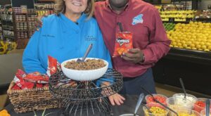 Kenny goes gourmet with breakfast, snack & dinner ideas from Heinen’s