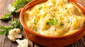 Easy, Cheesy Cauliflower Casserole Recipe Turns Cauliflower Into Comfort Food | Casseroles | 30Seconds Food