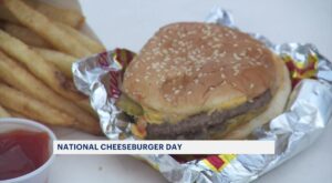 Massapequa burger joint packed for National Cheeseburger Day