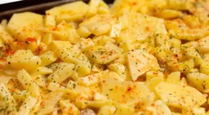 Greek-Style Roasted Lemon Potatoes With Garlic and Oregano
