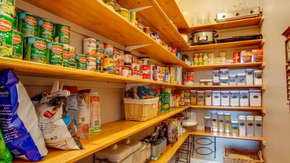 The Simple Way To Keep Your Pantry Organization On Track
