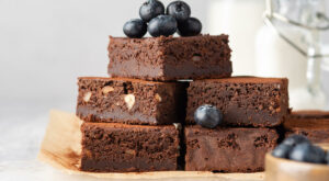 Add Berries To Your Brownie Batch For That Mouth-Watering Tart Taste