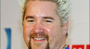 Chef, host, icon Guy Fieri hosting event in Port St. Lucie