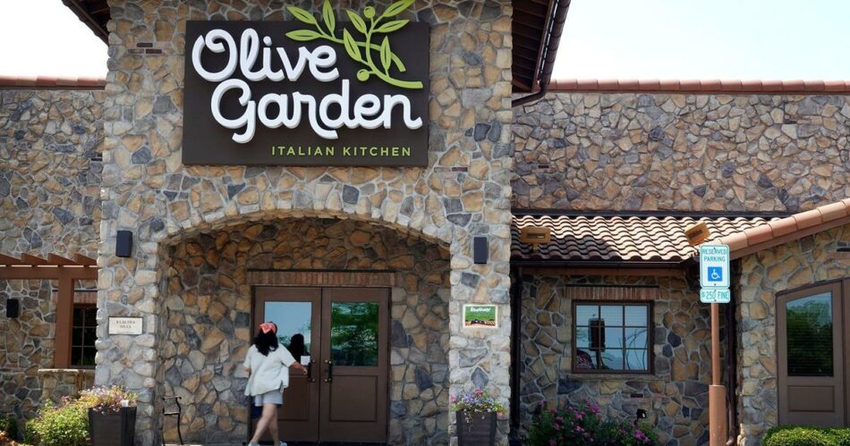Some older customers are staying away from Olive Garden, Cracker Barrel