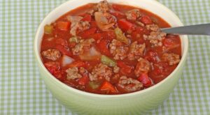 Amish Stuffed Pepper Soup Recipe: Get the Stuffed Peppers Flavor Without All the Work | Amish Recipes | 30Seconds Food