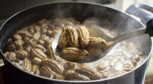 Apple Cider Vinegar Is A Must-Have When Making Boiled Peanuts