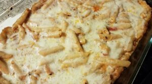 This Easy, Cheesy Alfredo Pasta Casserole Recipe Is the Best Kind of Food Coma | Casseroles | 30Seconds Food