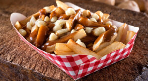 Dress Up Poutine With A Rich Red Wine Gravy – Tasting Table