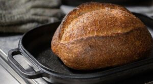 This Cast Iron Bread Pan Turns Out Pro-Level Loaves at Home