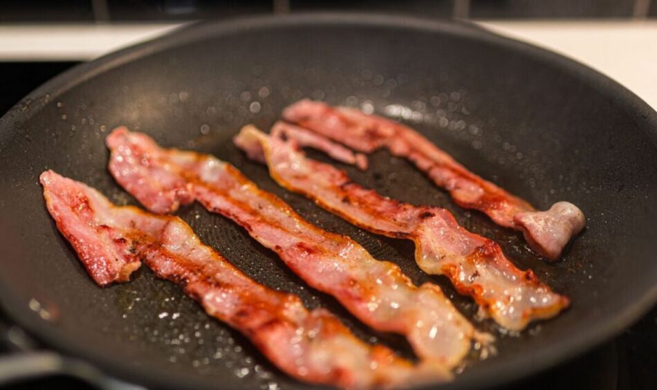Bacon grilling mistake to avoid for perfectly crunchy rashers