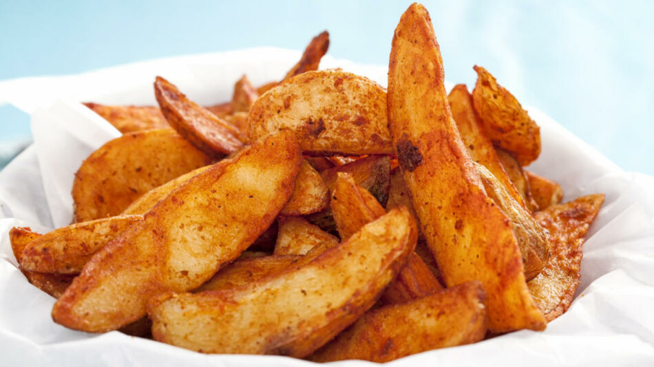 How Long Does It Take To Cook Potato Wedges In The Air Fryer?