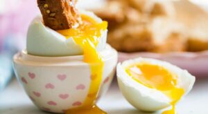 Make ‘perfect’ dippy eggs in ‘four minutes’ with ‘foolproof’ and ‘easy’ method