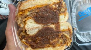 How NYC’s Datz Deli Created Its Viral Oxtail And Mac Beef Patty