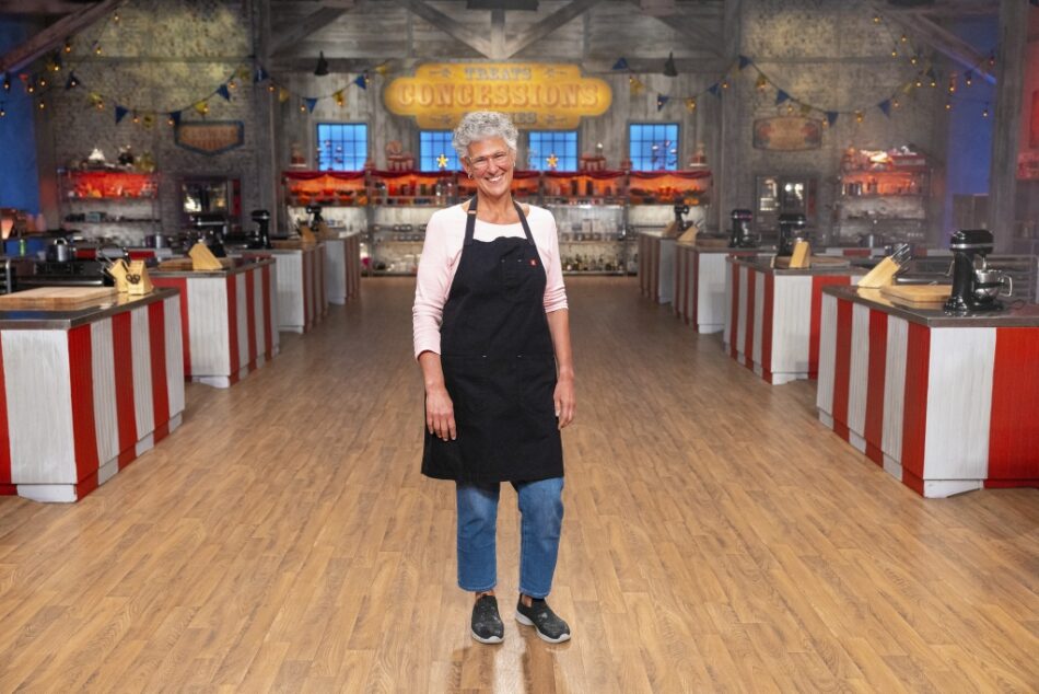 Olympia Pastry Café Owner Phoebe Martinson Competes in 2023 Food Network Halloween Baking Championship – ThurstonTalk