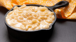 Bourbon Is The Twist Your Homemade Mac And Cheese Needs – Tasting Table