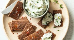 Homemade crackers add class to appetizers all season long – Star Tribune
