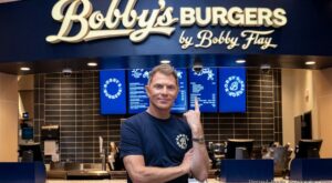 Bobby Flay’s burger restaurant opens at Phoenix airport – KTAR.com