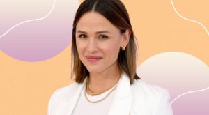 Jennifer Garner Just Shared Her Family’s Favorite Snack—and Ina … – EatingWell