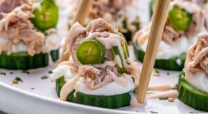 Healthy Tuna Cucumber Bites Recipe With Spicy Mayo Packs a Big … – 30Seconds.com