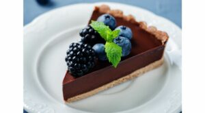 Dark chocolate and blackberry tart recipe is perfect for the start of fall – IrishCentral