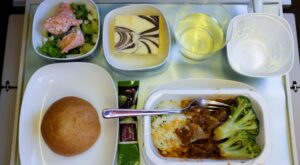 We laugh when passengers complain about plane food – of course it’s awful, here’s why… – The Sun