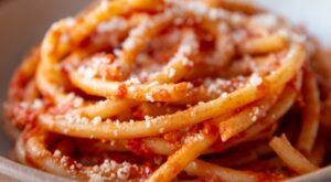 Classic 5-Ingredient Bucatini all’Amatriciana Recipe – Mashed