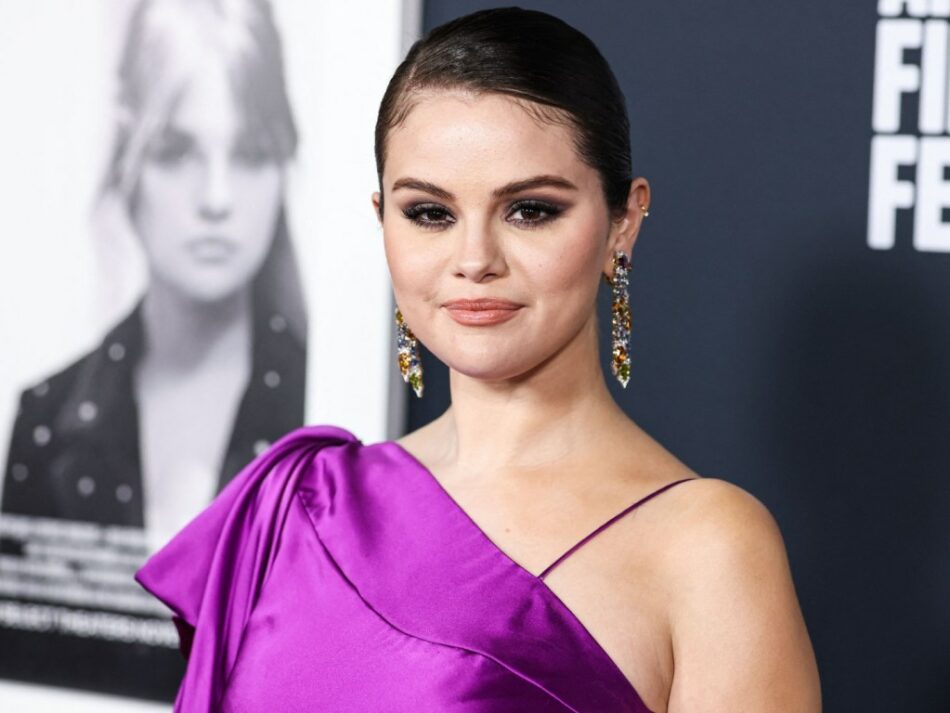 Christmas Has Come Early — Selena Gomez Is Getting Her Own Food Network Series This Holiday Season