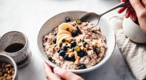 Why Oatmeal Should Be Your Breakfast Staple – Health News Hub