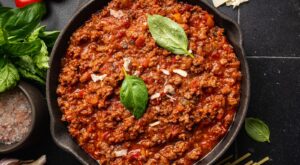 The Secret To Authentic Italian Meat Sauce Is Caramelized Pork – Tasting Table
