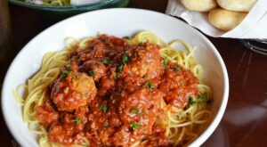 The Olive Garden Meatball Mistake You Wouldn’t Catch Real Italians Making
