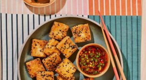 Sesame-Crusted Tofu With Spicy Dipping Sauce